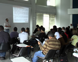 Con Energía se capacitan los Vocales de Control de la ciudad